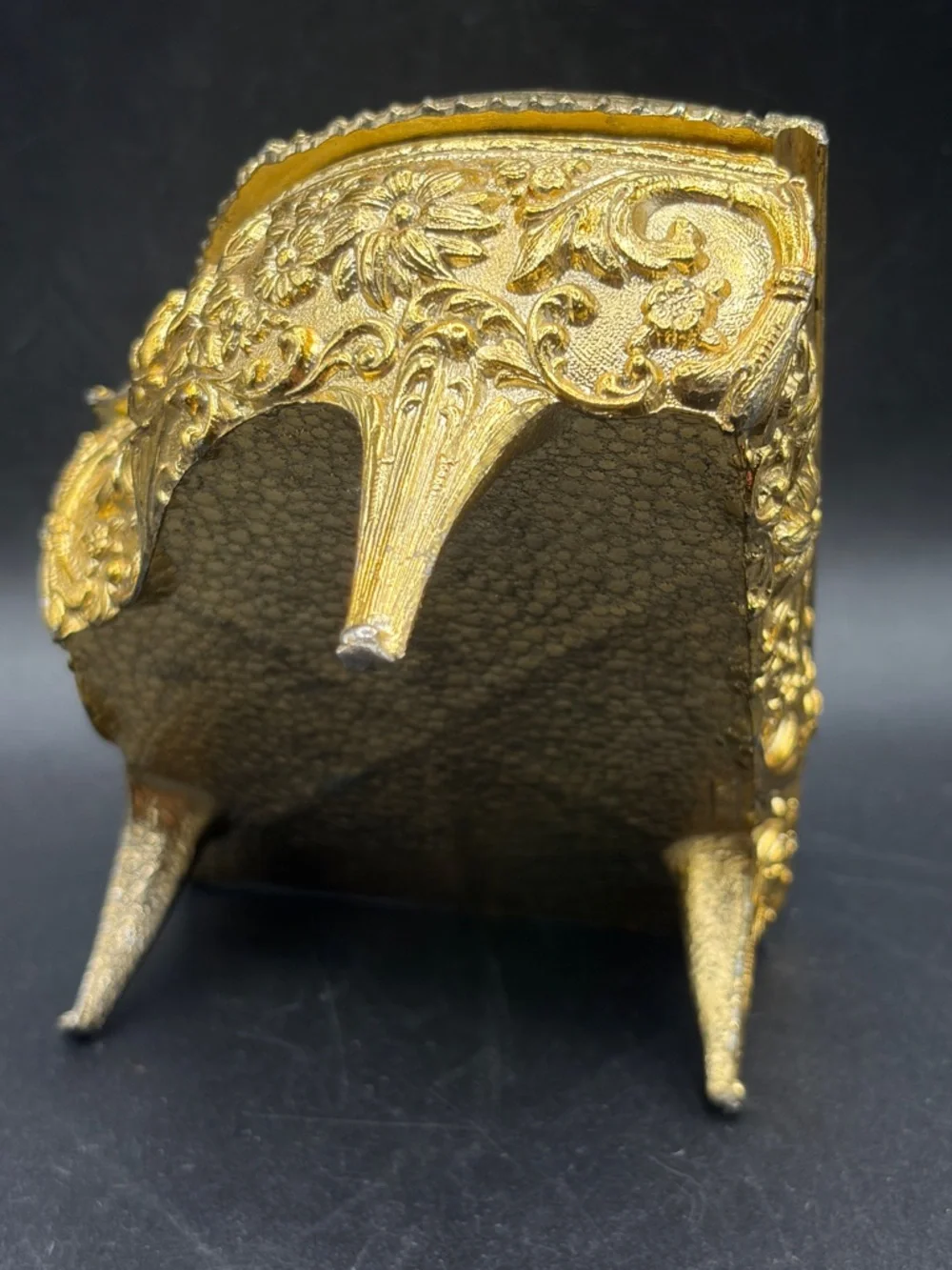 Vintage Grand Piano Gold Tone Rose Floral Hinged Jewelry Box Trinket Box, Japan
